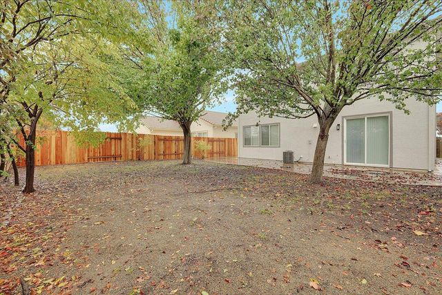931 Tiburon Way, Plumas Lake, CA 95961