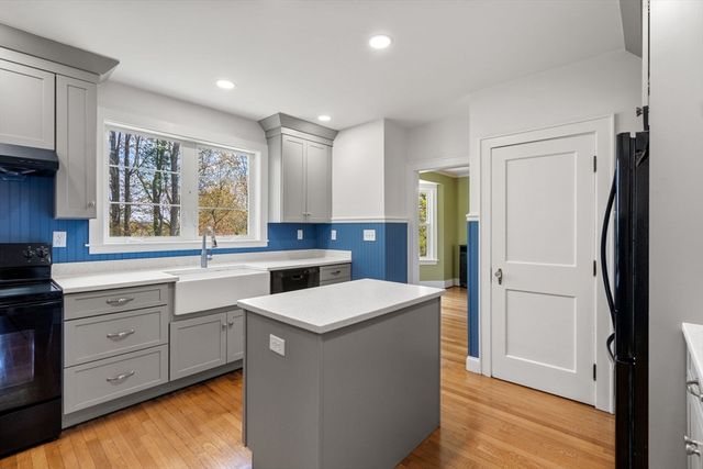 40 Chatanika Ave, Worcester, MA 01602