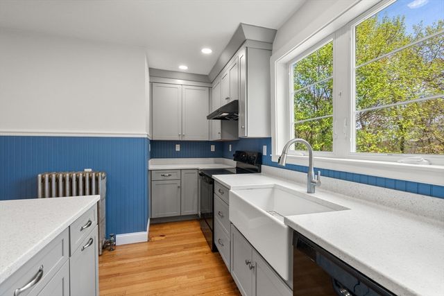 40 Chatanika Ave, Worcester, MA 01602