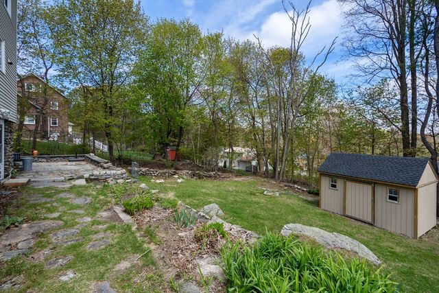 40 Chatanika Ave, Worcester, MA 01602