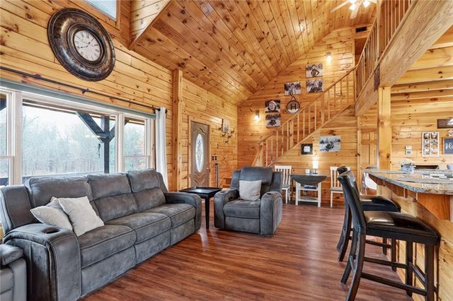 3799 Indiana Road, Pomona, KS 66076