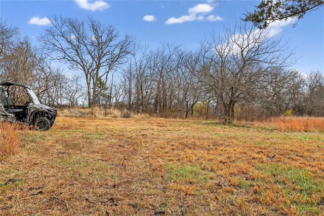 3799 Indiana Road, Pomona, KS 66076