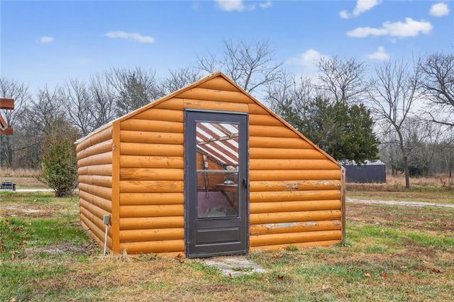 3799 Indiana Road, Pomona, KS 66076