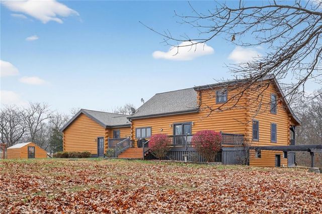 3799 Indiana Road, Pomona, KS 66076