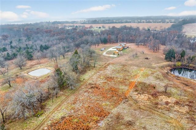 3799 Indiana Road, Pomona, KS 66076