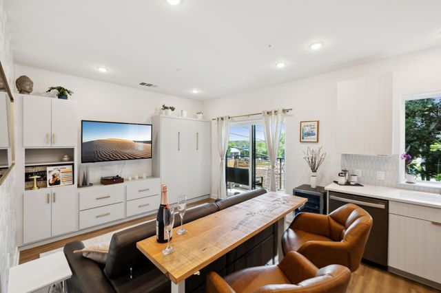 4802 S Congress Ave 215, Austin, TX 78745