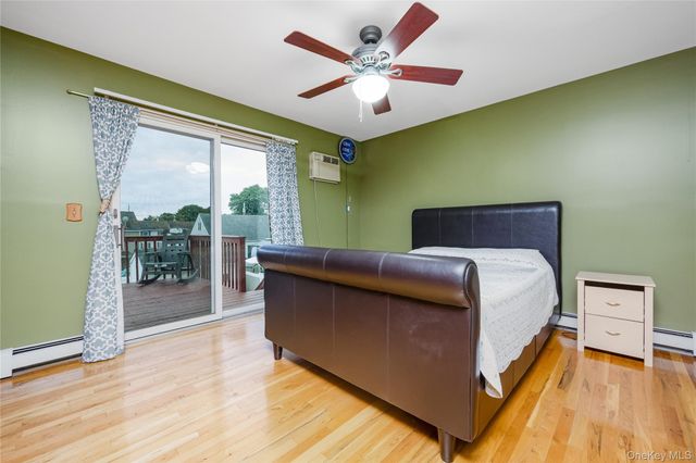 1012 N Ontario Avenue, Lindenhurst, NY 11757