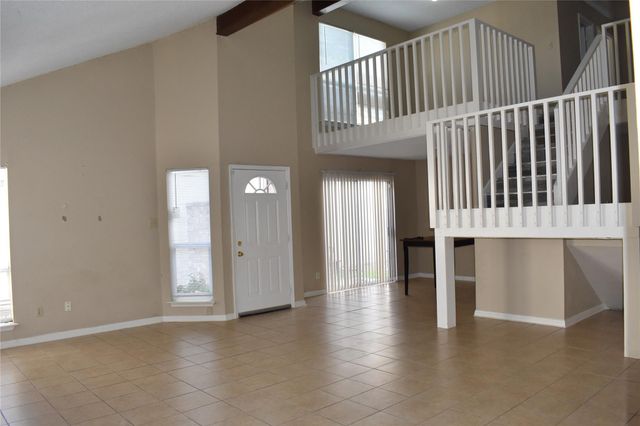8903 Kalewood Drive, Houston, TX 77099
