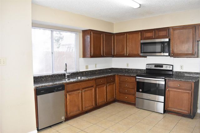 8903 Kalewood Drive, Houston, TX 77099