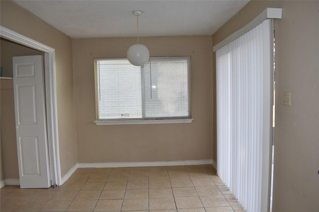 8903 Kalewood Drive, Houston, TX 77099