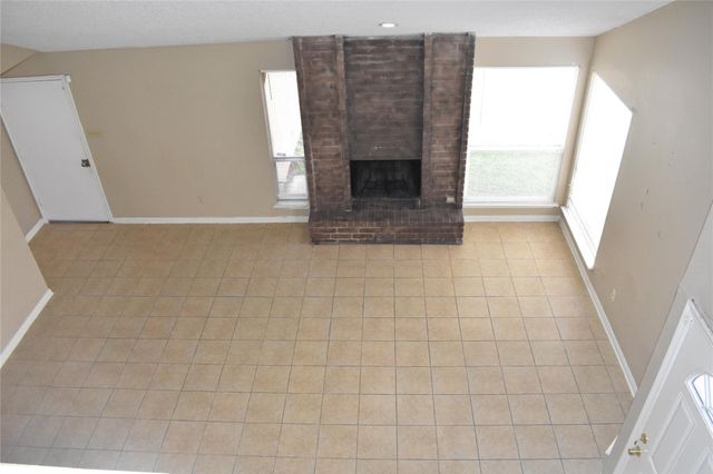 8903 Kalewood Drive, Houston, TX 77099