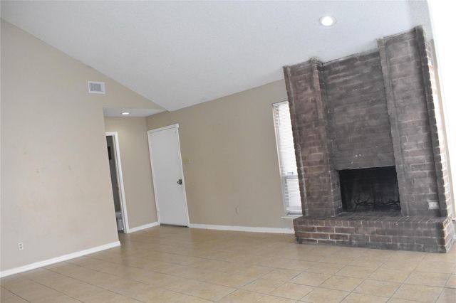 8903 Kalewood Drive, Houston, TX 77099
