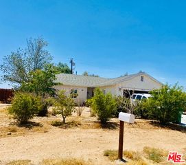 8668 S Loop Boulevard, California City, CA 93505