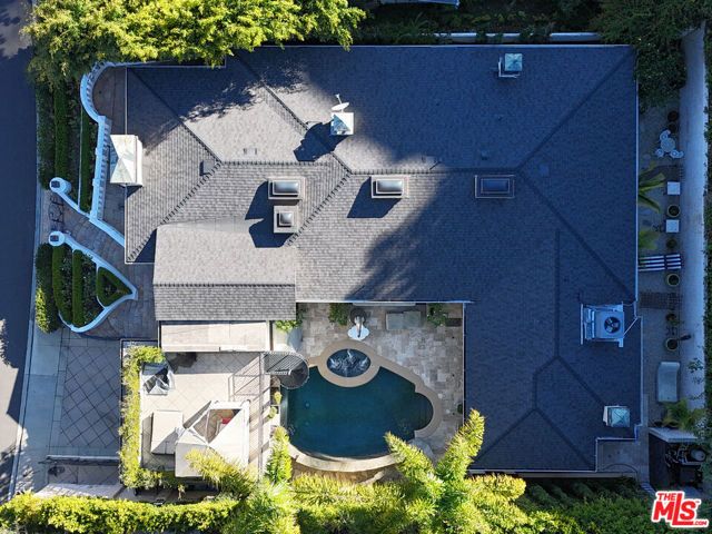 1455 Rising Glen Road, Los Angeles, CA 90069