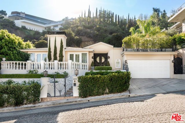 1455 Rising Glen Road, Los Angeles, CA 90069
