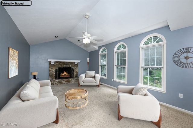 3113 Sparrows Crest, Akron, OH 44319