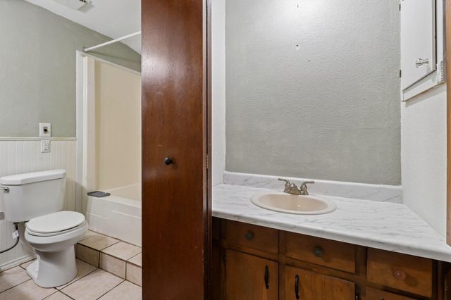 162 Indian Oak DR, Bastrop, TX 78602