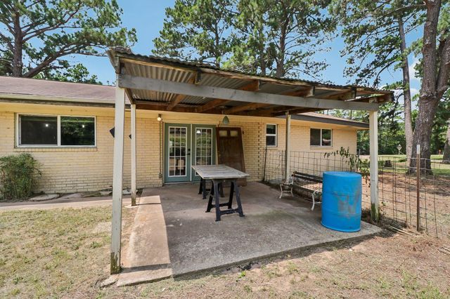 162 Indian Oak DR, Bastrop, TX 78602