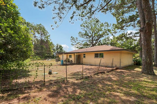162 Indian Oak DR, Bastrop, TX 78602