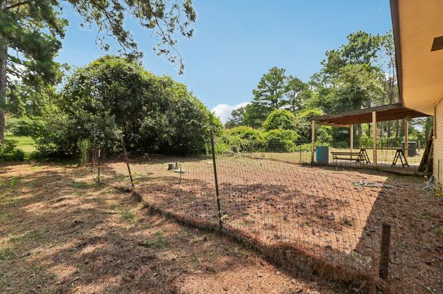 162 Indian Oak DR, Bastrop, TX 78602
