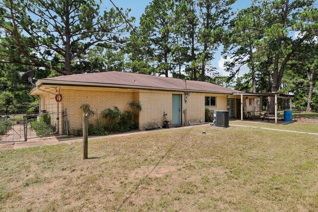 162 Indian Oak DR, Bastrop, TX 78602