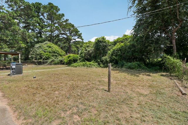162 Indian Oak DR, Bastrop, TX 78602