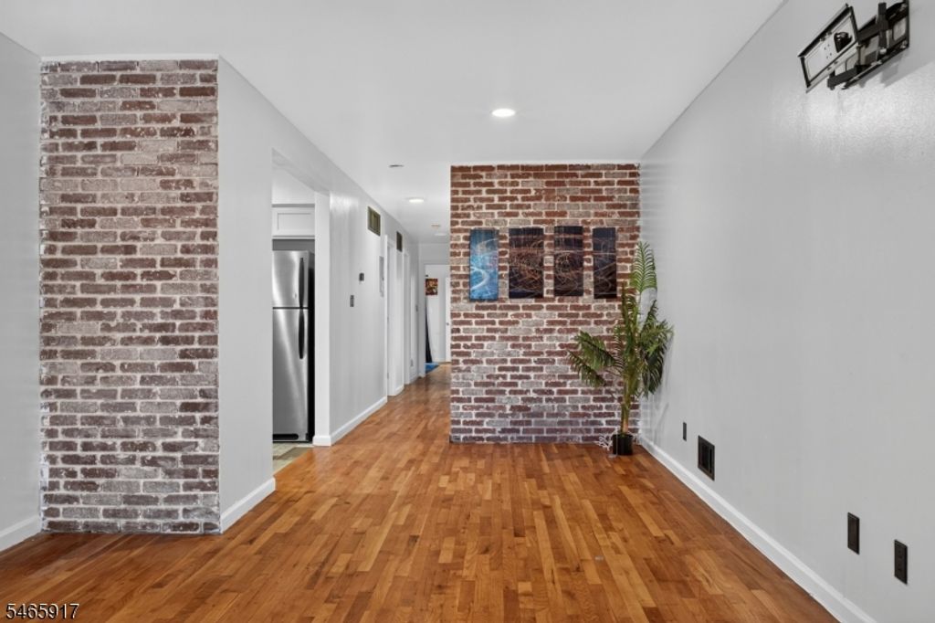 409 Halsey St, Newark City, NJ 07102 — photo 4