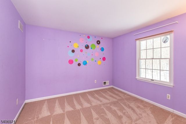 15 Vista Dr, Rockaway Twp., NJ 07005