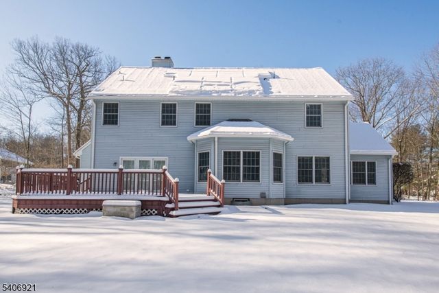 15 Vista Dr, Rockaway Twp., NJ 07005