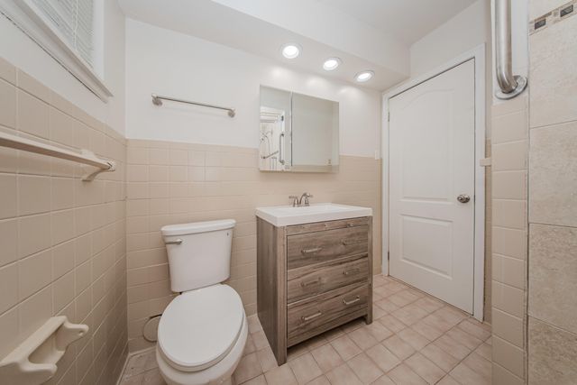 25255 Orchard Grove Street, Southfield City, MI 48033