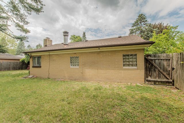 25255 Orchard Grove Street, Southfield City, MI 48033