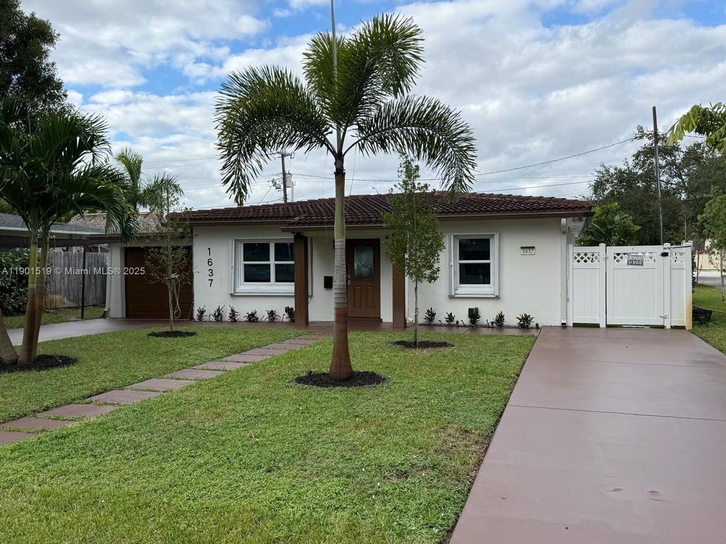1637 SE 1st St 00, Pompano Beach, FL 33060