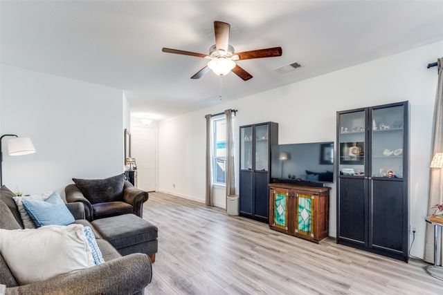 3520 Tulip Drive, Aubrey, TX 76227