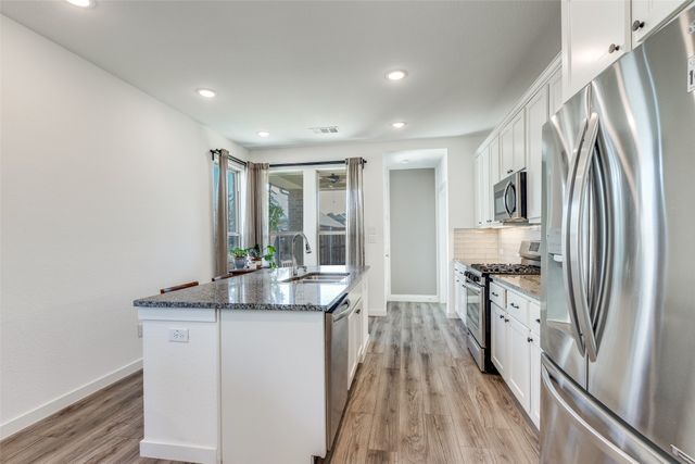 3520 Tulip Drive, Aubrey, TX 76227