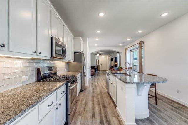 3520 Tulip Drive, Aubrey, TX 76227