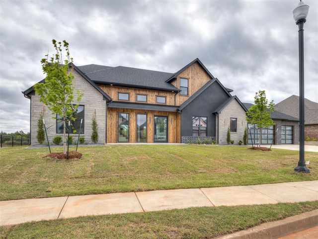 13112 Mackinac Island, Oklahoma City, OK 73142