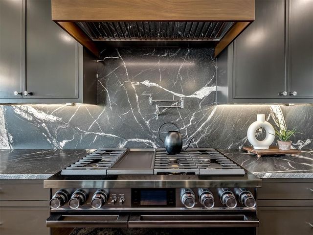 13112 Mackinac Island, Oklahoma City, OK 73142