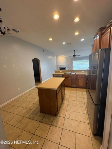 9266 PROSPERITY LAKE Drive, Jacksonville, FL 32244