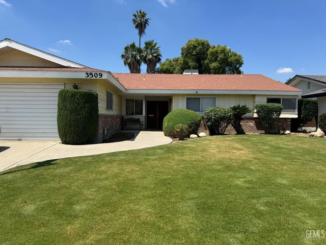 3509 Mc Courry Street, Bakersfield, CA 93304