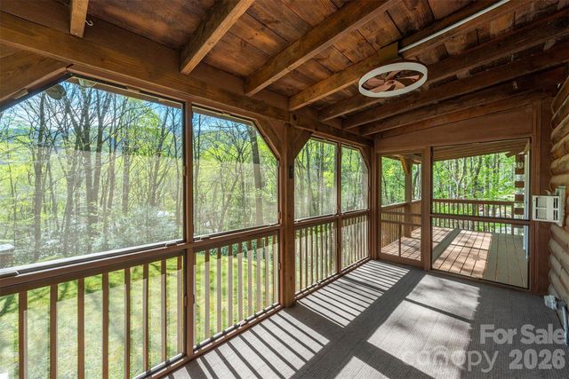 196 Friar Tuck Lane, Maggie Valley, NC 28751