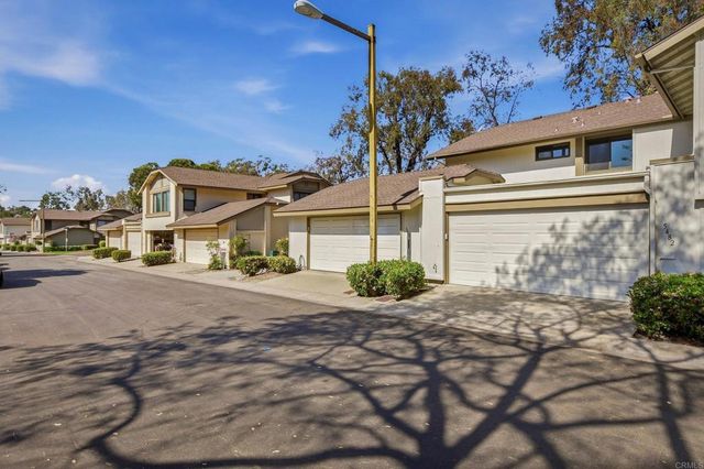 5482 Rebolla Lane, San Diego, CA 92124