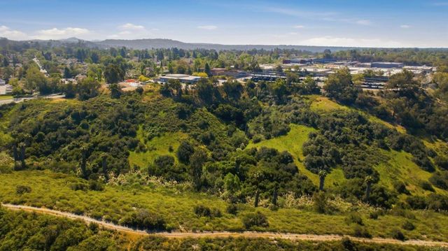 5482 Rebolla Lane, San Diego, CA 92124