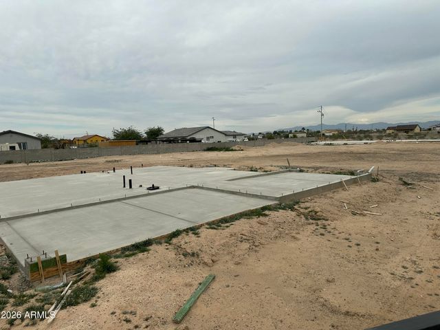 1028 N 361st Avenue 74, Tonopah, AZ 85354