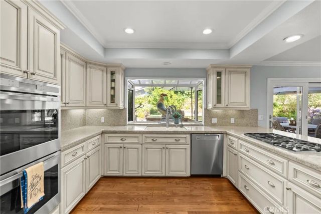 10216 Melvin, Northridge, CA 91324