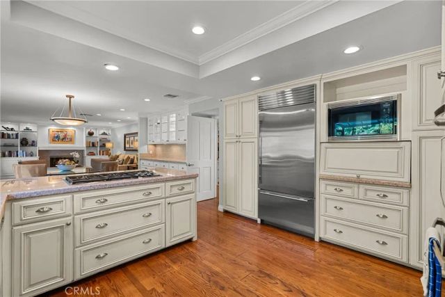 10216 Melvin, Northridge, CA 91324