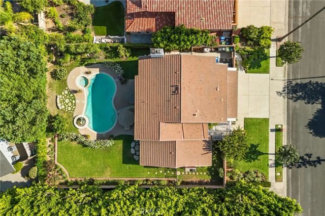 10216 Melvin, Northridge, CA 91324
