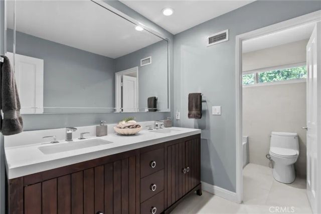 10216 Melvin, Northridge, CA 91324