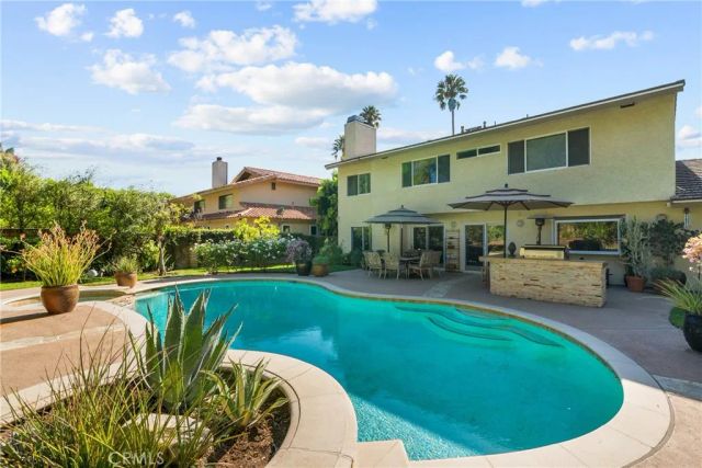 10216 Melvin, Northridge, CA 91324