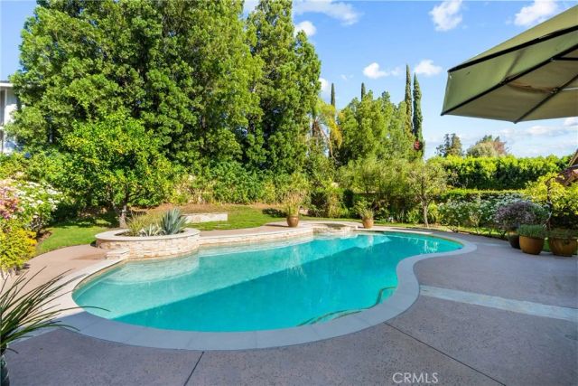 10216 Melvin, Northridge, CA 91324