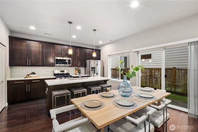 1216 150th Street SW, Lynnwood, WA 98087